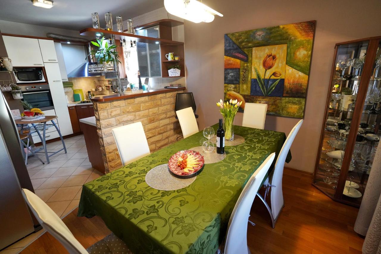 Tago With Heated New Pool * Kastela