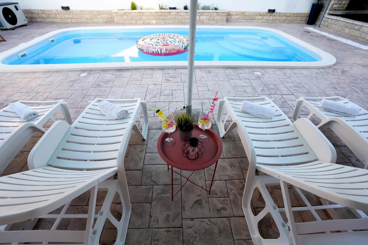 Willa Tago With Heated New Pool *